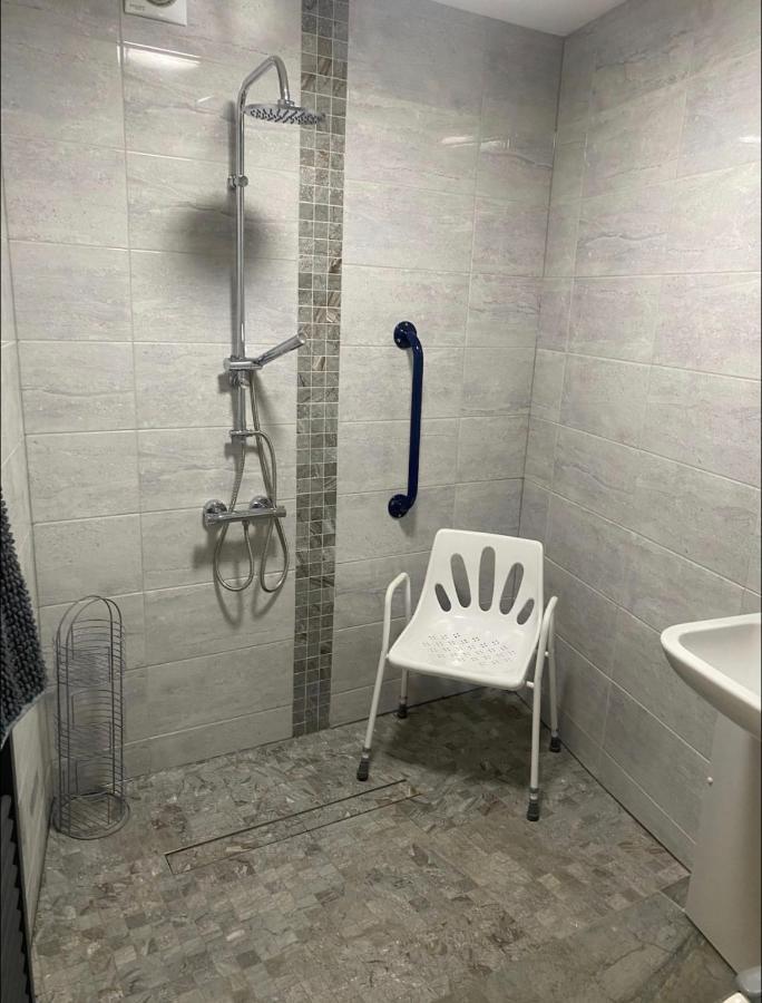 Poppy'S Place Ландъдно Джънкшън Екстериор снимка
